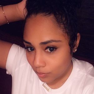 Meet your Posher, Shaneece